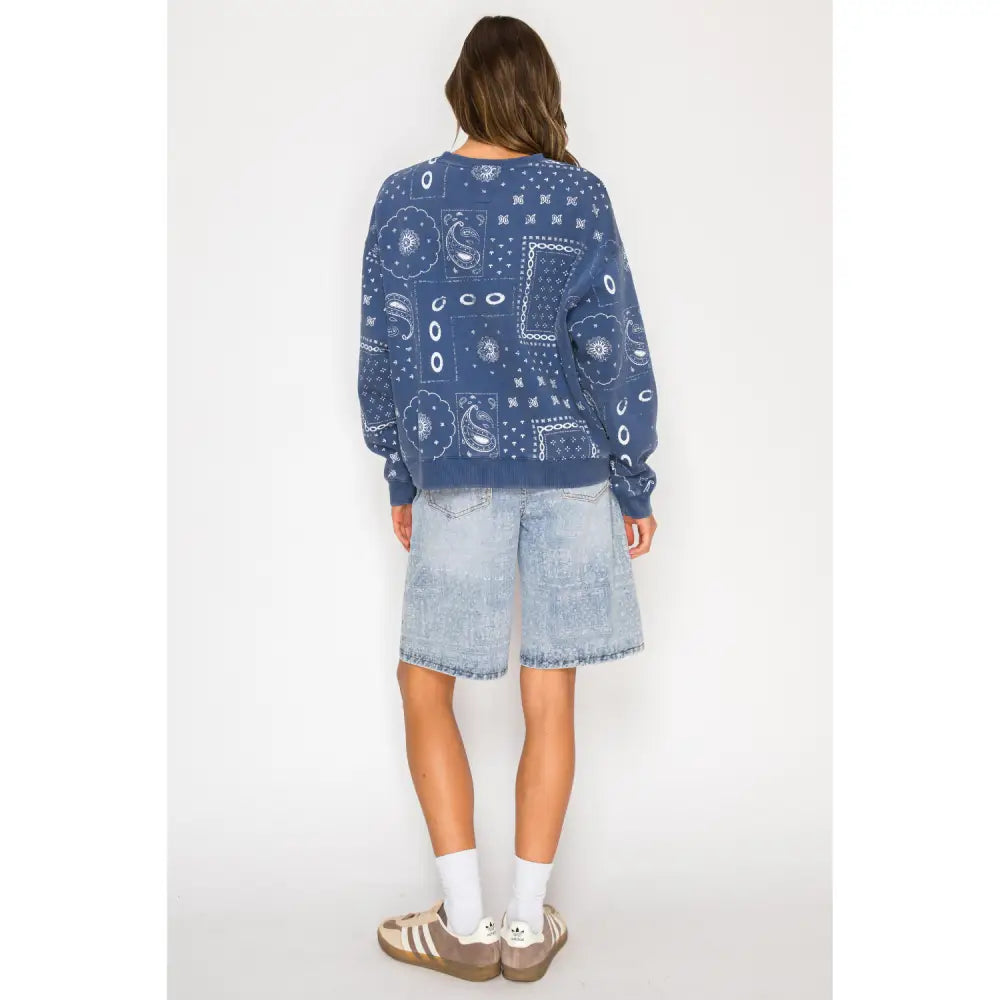 All-Over Bandana Print Relaxed Crewneck Sweatshirt - Pullover